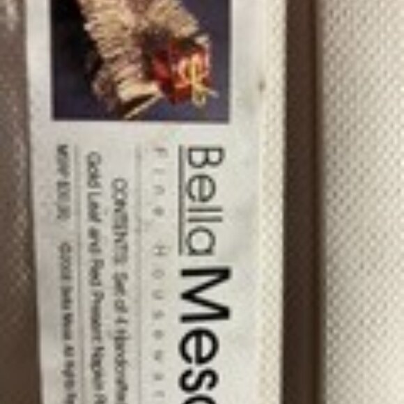 Unique Gold Leaf Design Napkin Rings Set of 8 - Picture 4 of 6